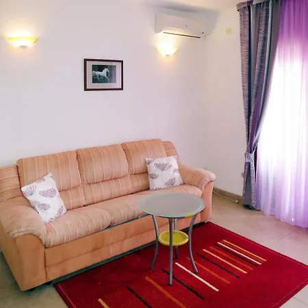 Haus Rosanda 405s * Pakoštane